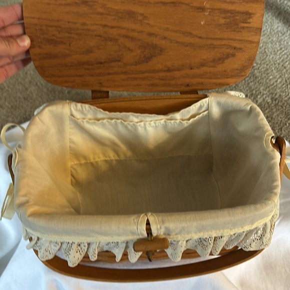 Longaberger Brown Basket with Cream Lace Accent - Picture 5 of 9